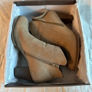 Taupe Booties. Size 10. Leila Stone from Shoedazzle.